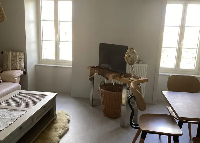 La Fontaine Apartment